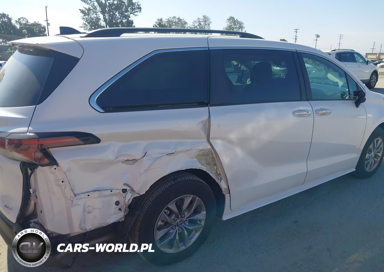 2025 Toyota Sienna Xle VIN:5TDJRKEC1SS280780 - 6