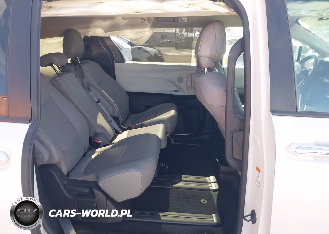 2025 Toyota Sienna Xle VIN:5TDJRKEC1SS280780 - 8