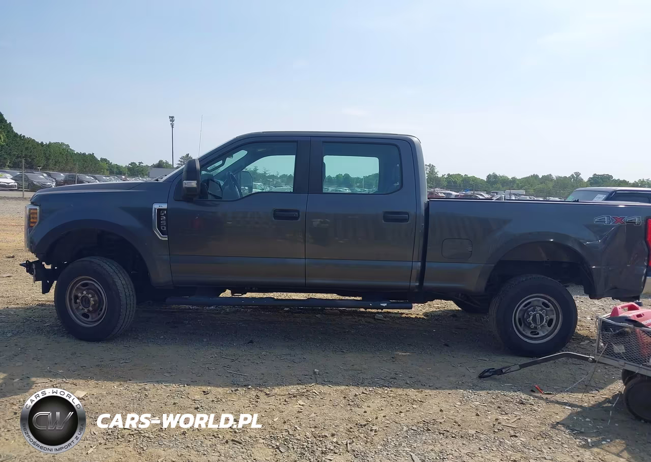 2018 Ford F-250 Xl VIN:1FT7W2B69JEB16795 - 14