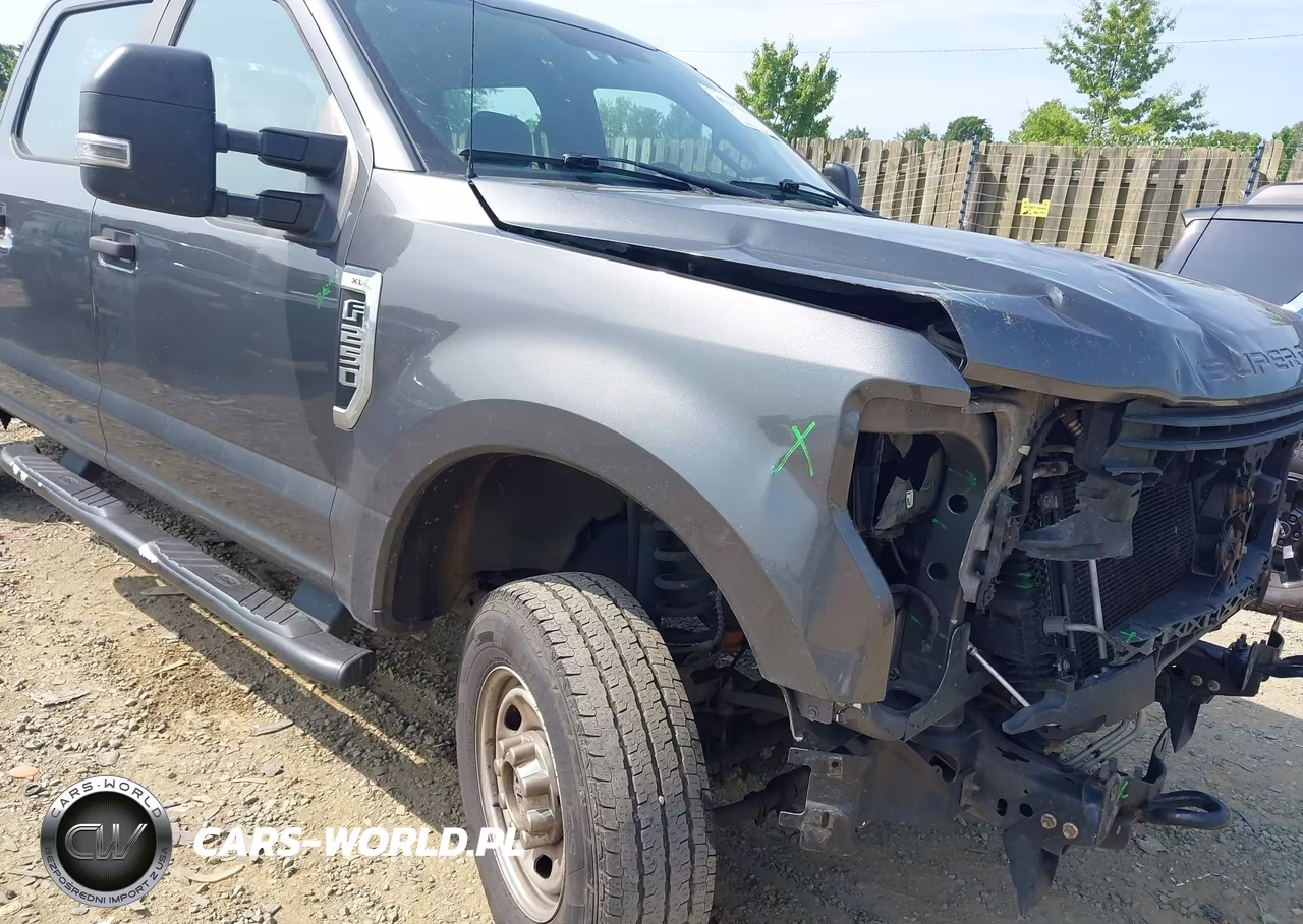 2018 Ford F-250 Xl VIN:1FT7W2B69JEB16795 - 17