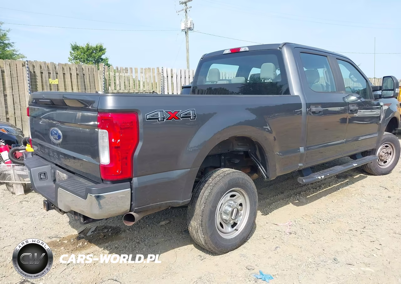 2018 Ford F-250 Xl VIN:1FT7W2B69JEB16795 - 4