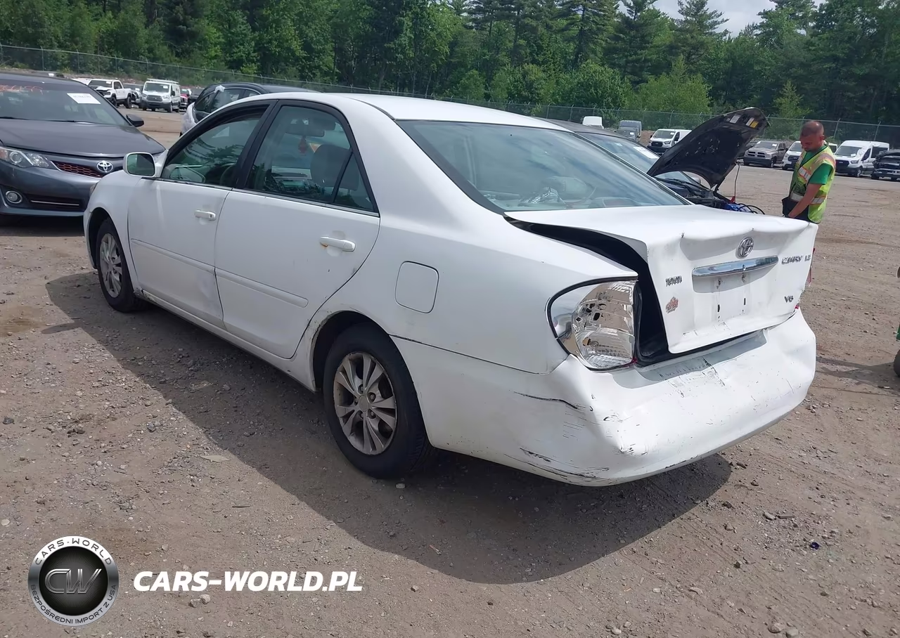 2004 Toyota Camry Le V6 VIN:4T1BF32K34U063238 - 3