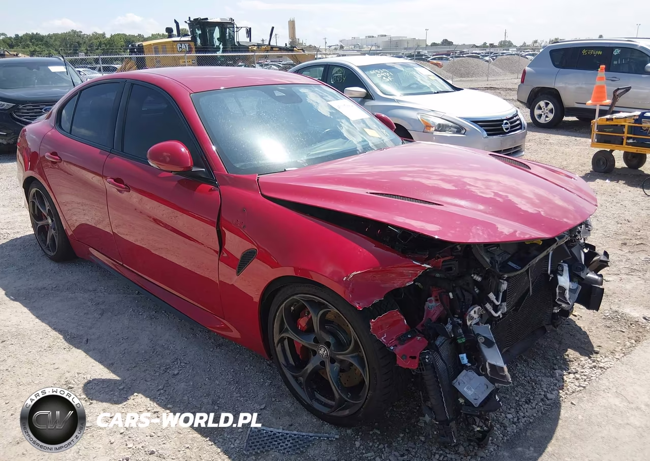 2018 Alfa Romeo Giulia Quadrifoglio Rwd VIN:ZARFAEAV2J7575634 - 17