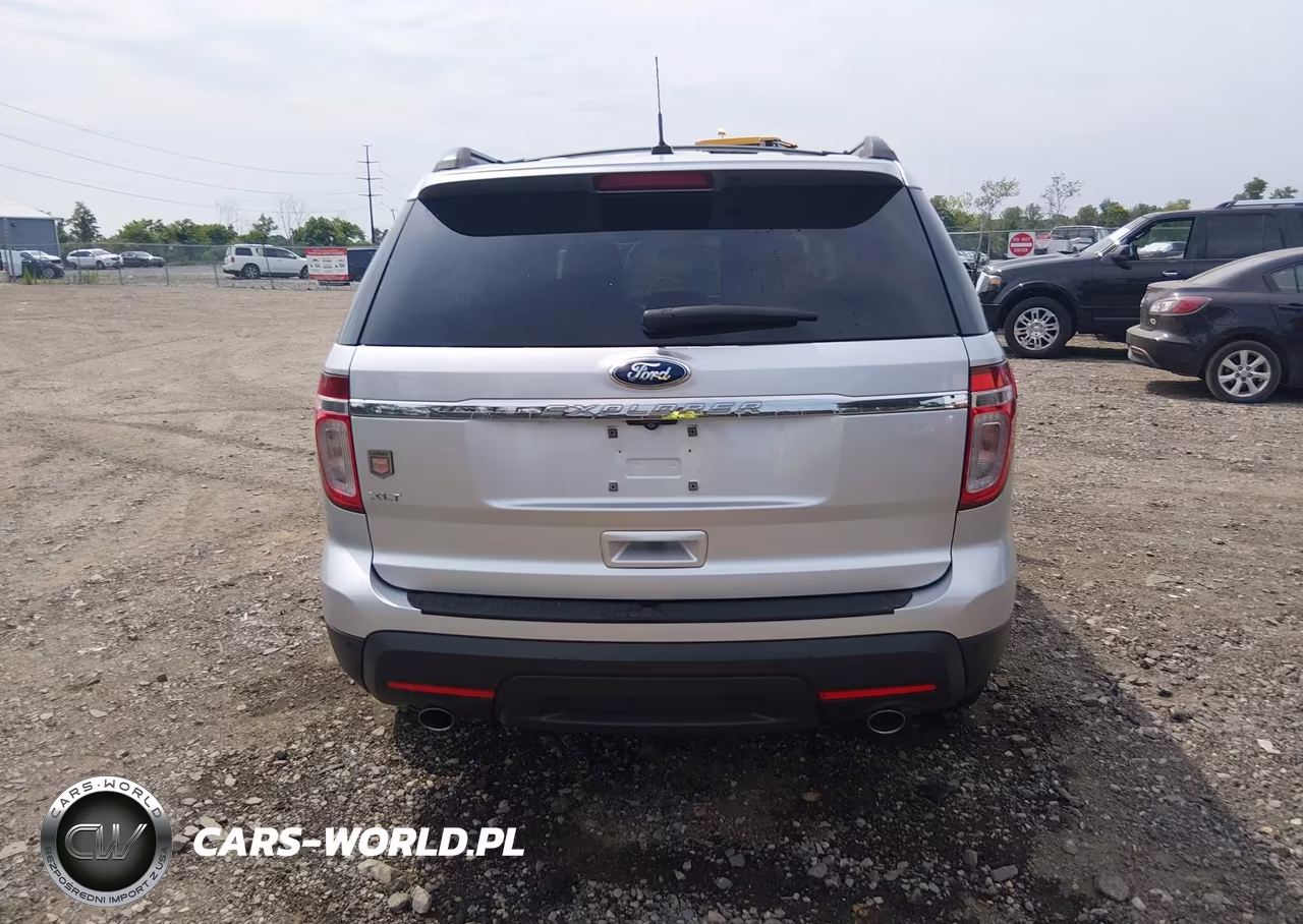 2015 Ford Explorer Xlt VIN:1FM5K7D8XFGB34597 - 16