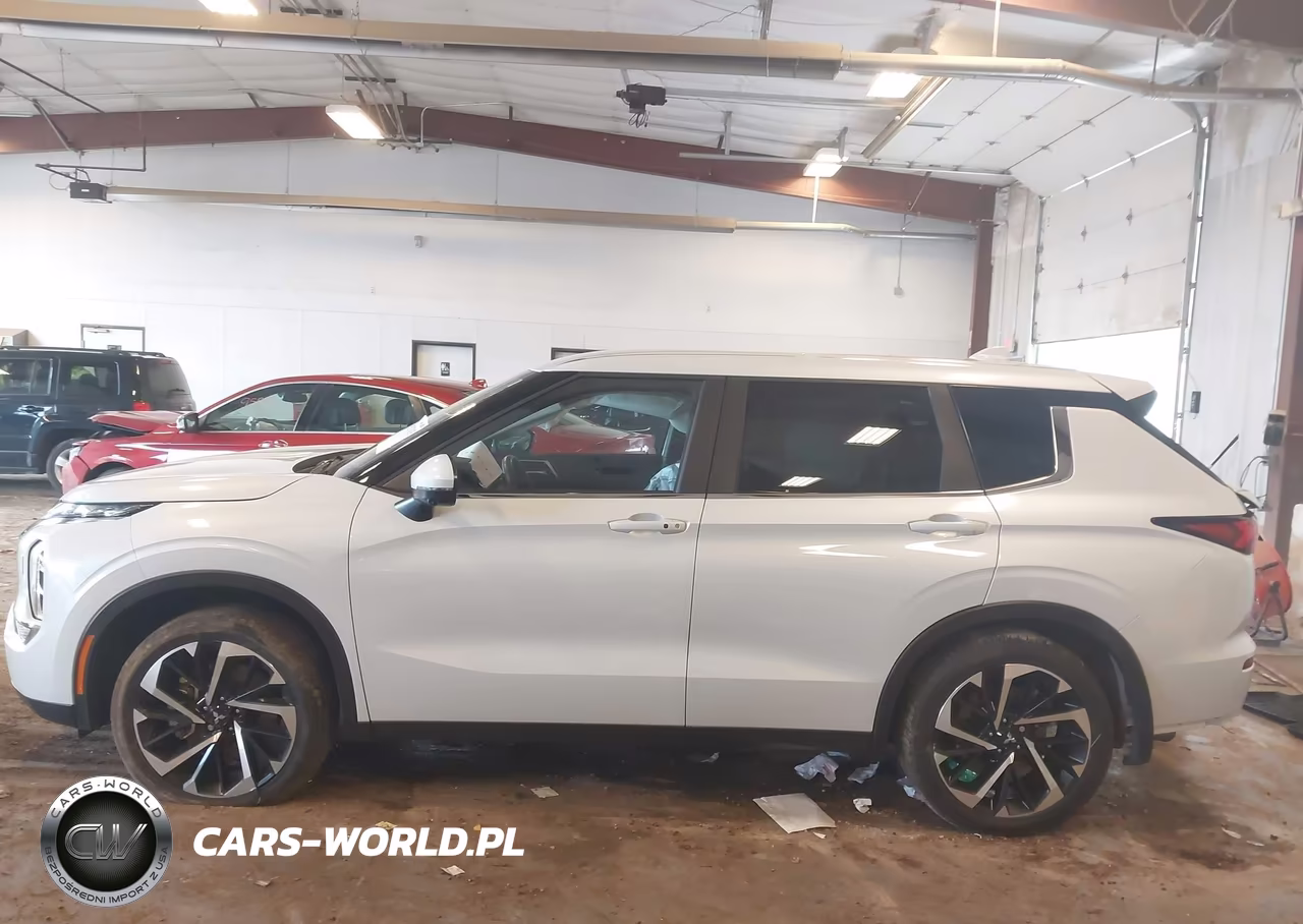 2024 Mitsubishi Outlander Se 2.5 S-Awc-Se Black Edition S-Awc-Se Black Edition W-Pano Roof S-Awc-Se Ralliart S-Awc VIN:JA4J4VA8XRZ077021 - 14