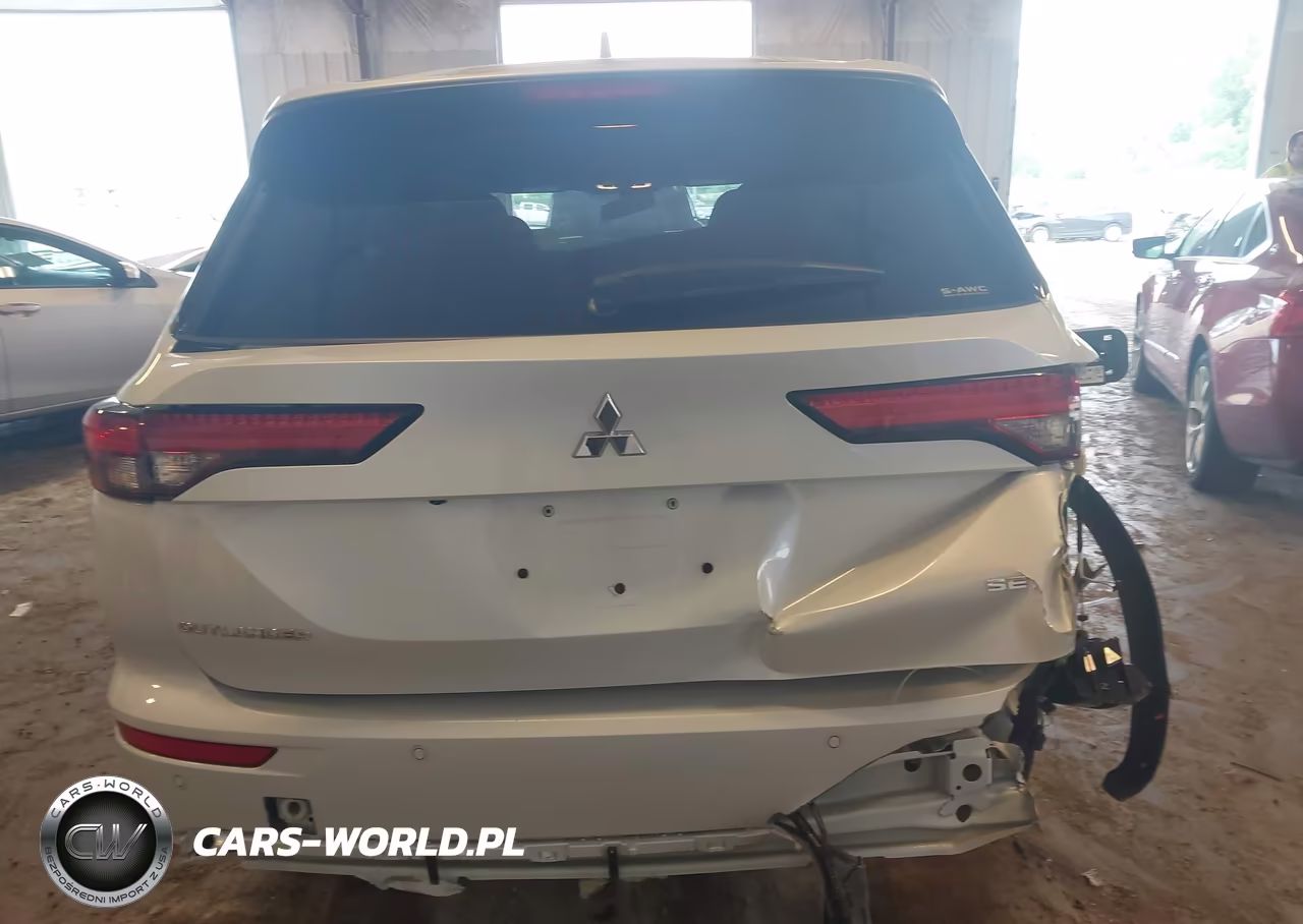 2024 Mitsubishi Outlander Se 2.5 S-Awc-Se Black Edition S-Awc-Se Black Edition W-Pano Roof S-Awc-Se Ralliart S-Awc VIN:JA4J4VA8XRZ077021 - 16