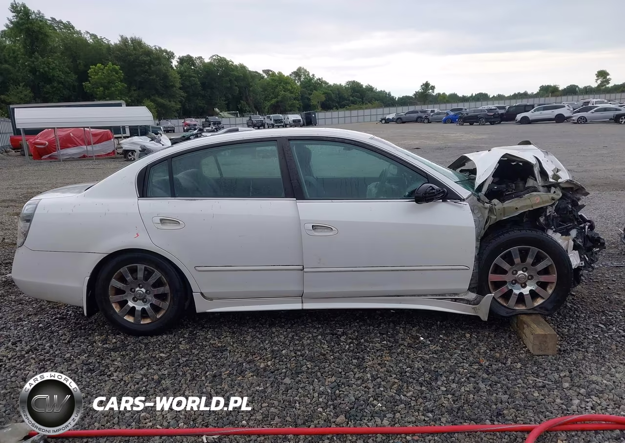 2005 Nissan Altima 2.5 S VIN:1N4AL11D55C318145 - 14