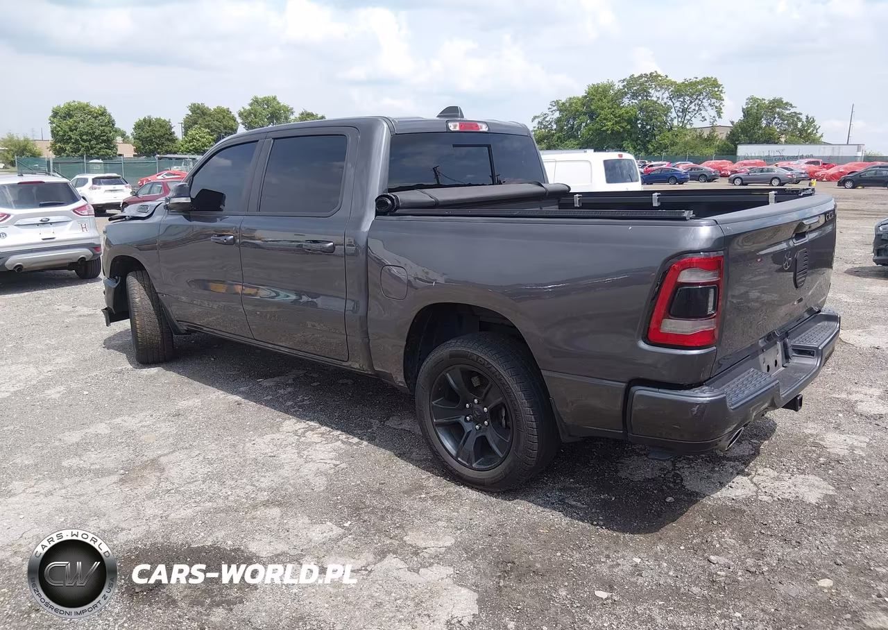 2021 Ram 1500 VIN:1C6SRFFT3MN807096 - 3
