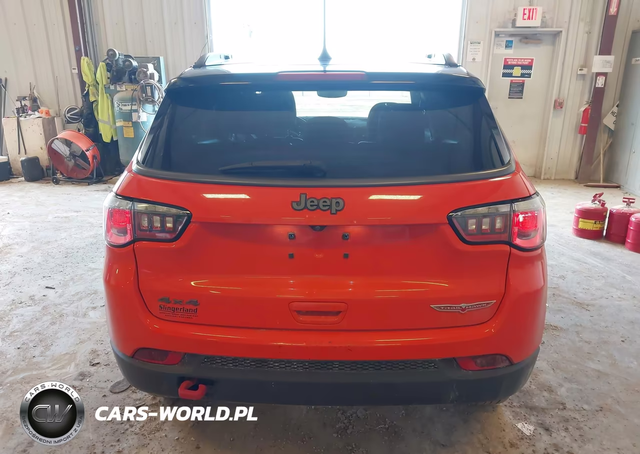 2019 Jeep Compass Trailhawk 4X4 VIN:3C4NJDDBXKT800588 - 16