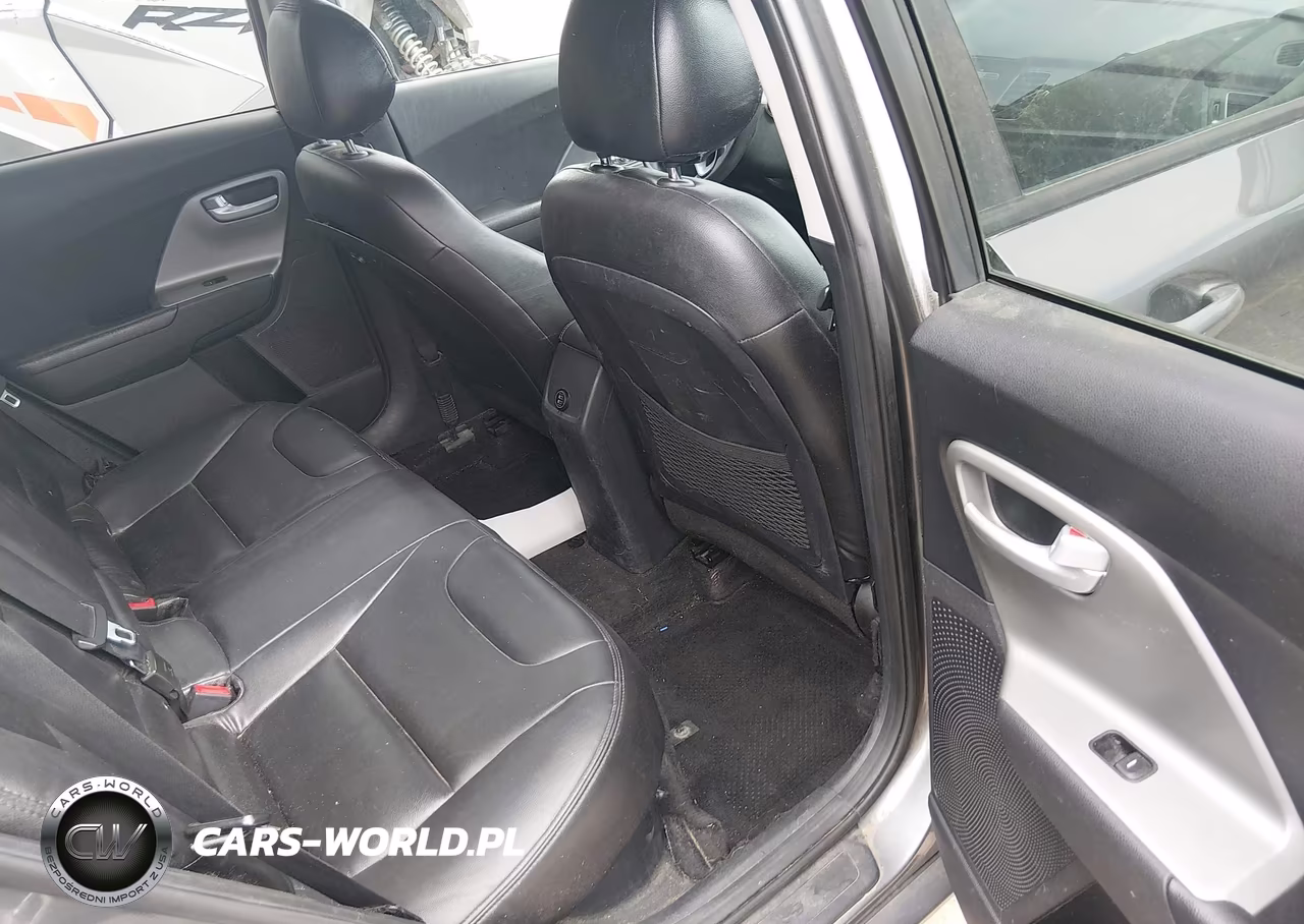 2018 Kia Niro Lx VIN:KNDCB3LC1J5123972 - 8