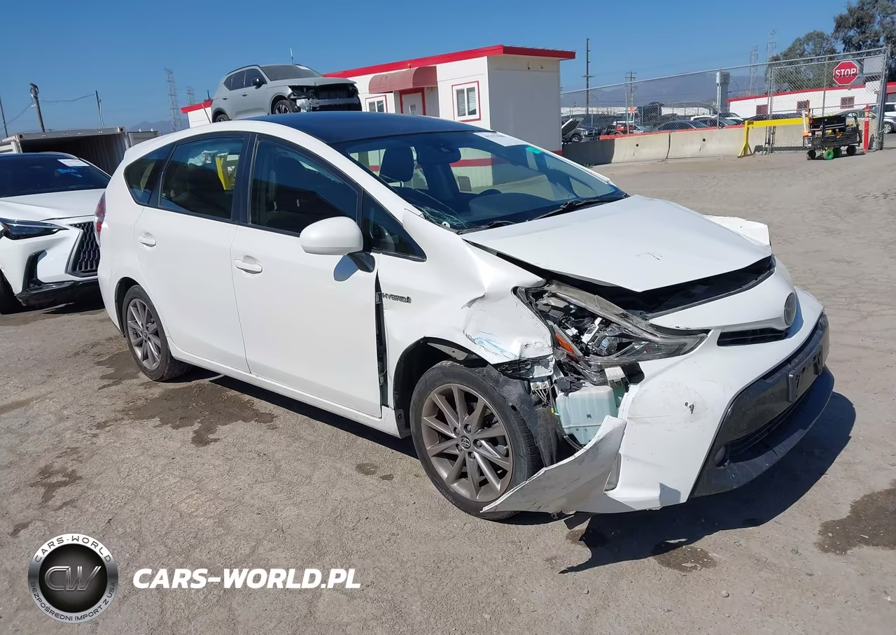 2017 Toyota Prius V Five – zdjęcie 1 z 17