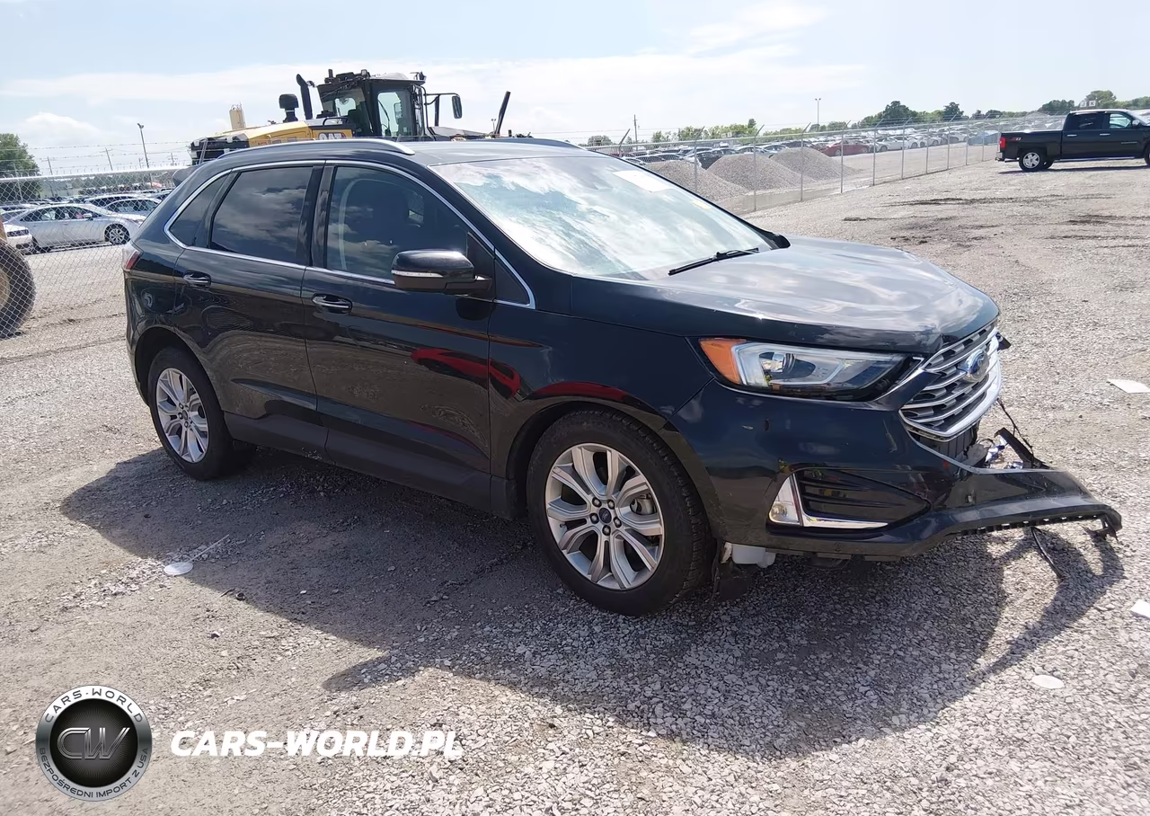 2020 Ford Edge Titanium