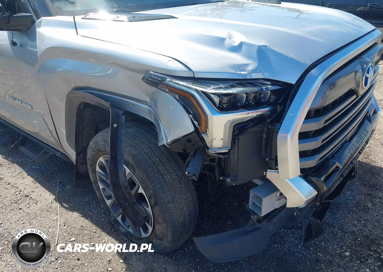 2023 Toyota Tundra Hybrid Limited VIN:5TFJC5DB4PX038515 - 17
