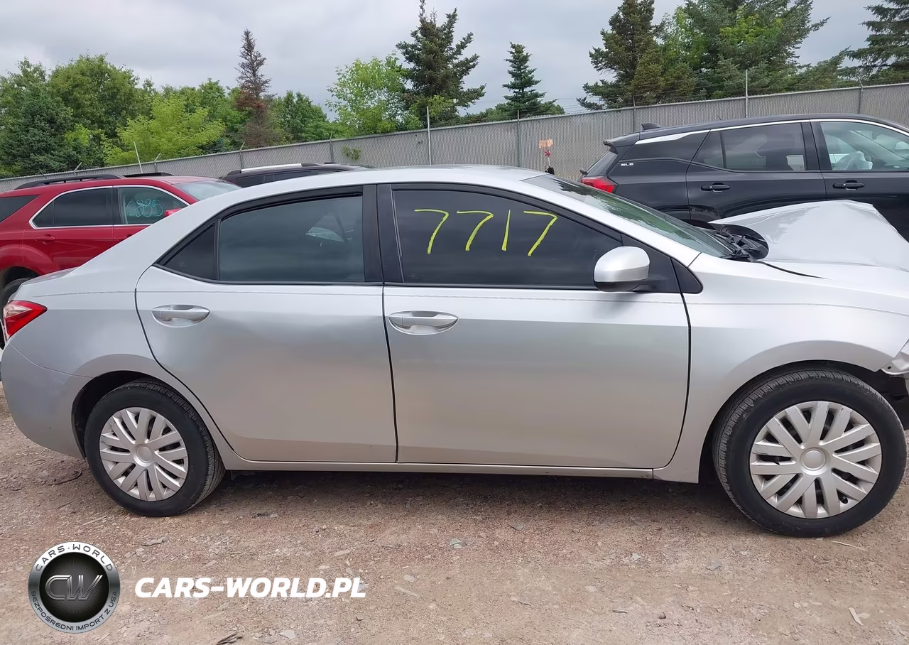 2019 Toyota Corolla Le VIN:2T1BURHE6KC237585 - 14