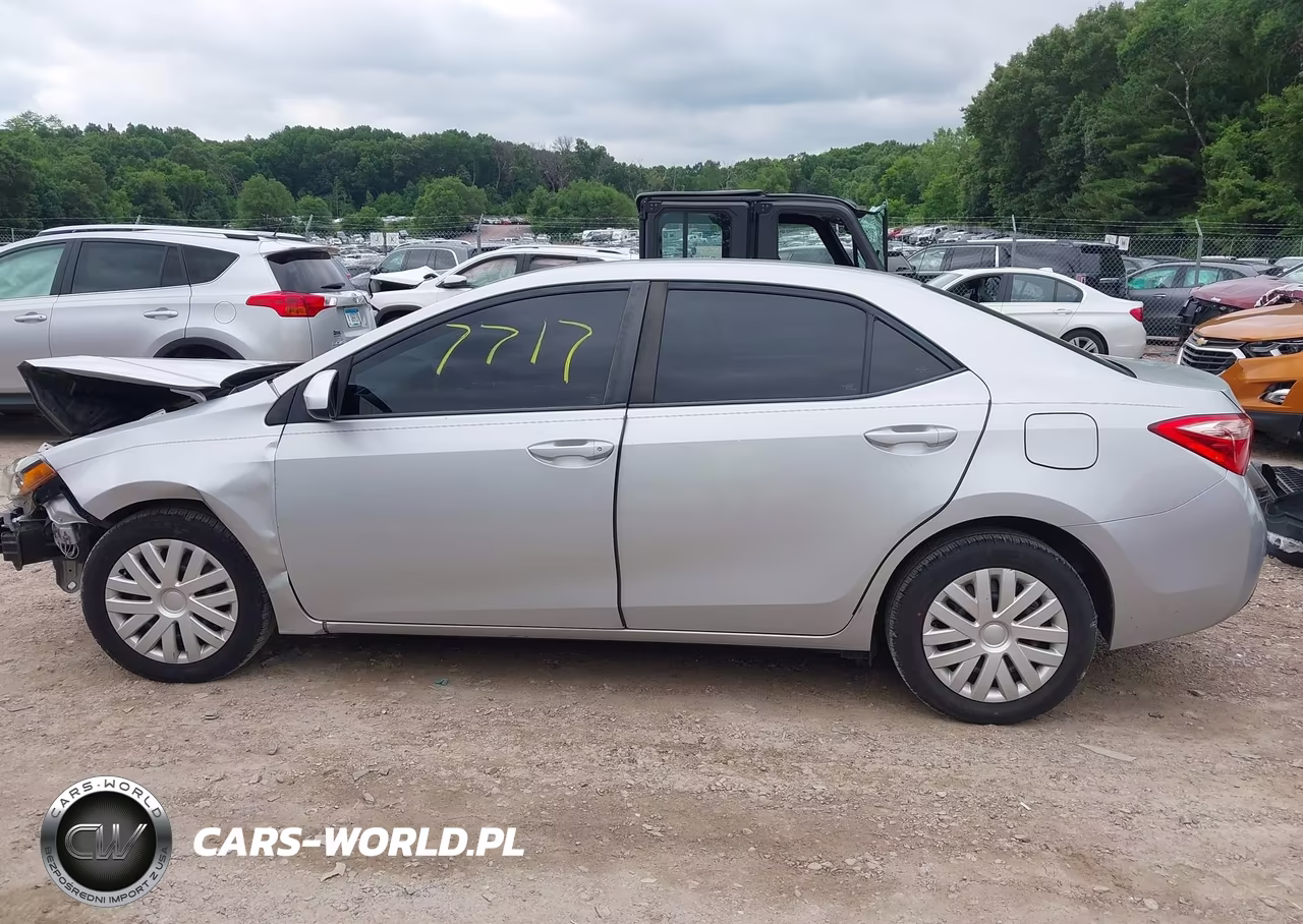 2019 Toyota Corolla Le VIN:2T1BURHE6KC237585 - 15