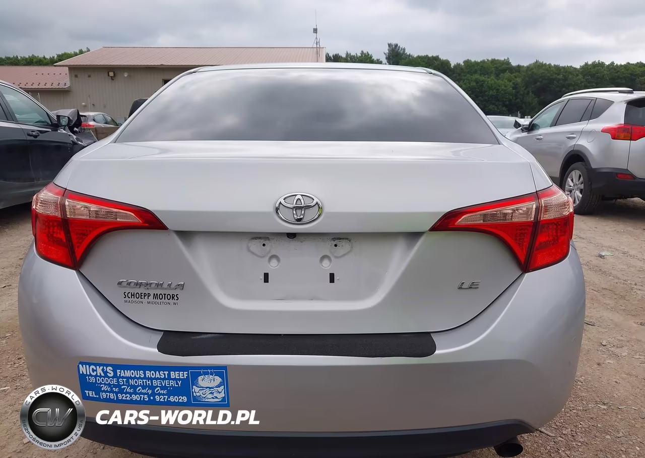 2019 Toyota Corolla Le VIN:2T1BURHE6KC237585 - 17