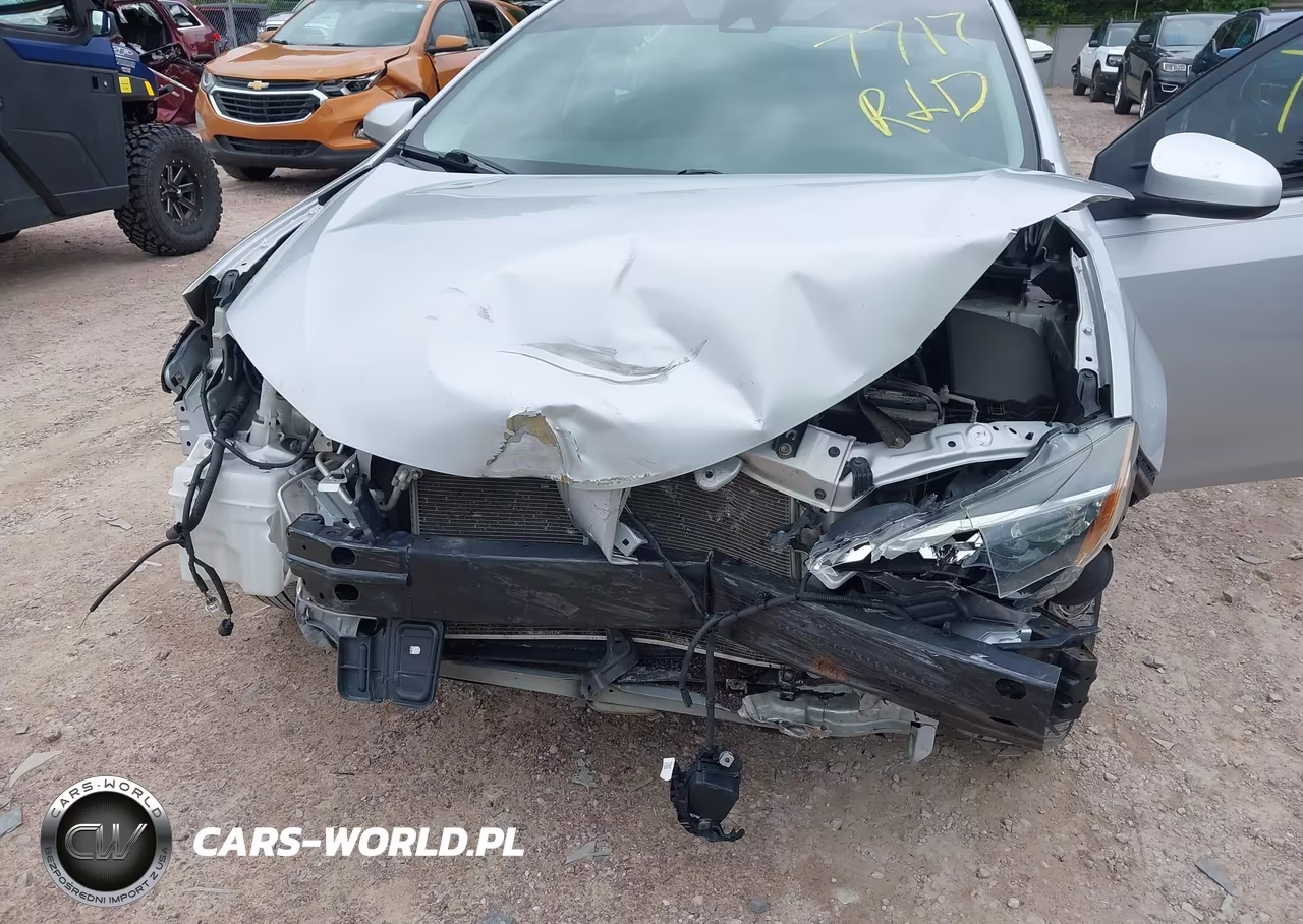 2019 Toyota Corolla Le VIN:2T1BURHE6KC237585 - 6