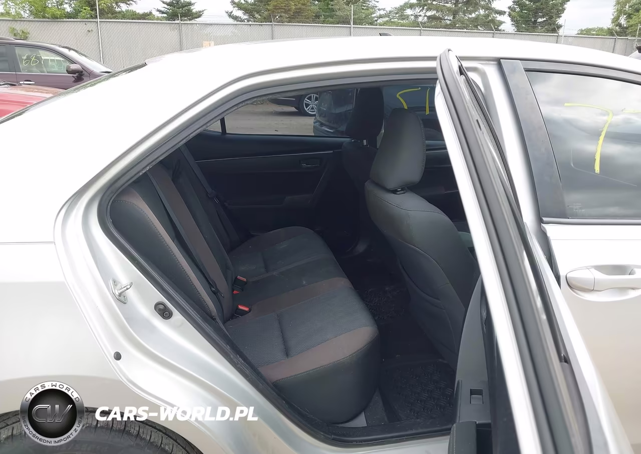 2019 Toyota Corolla Le VIN:2T1BURHE6KC237585 - 8