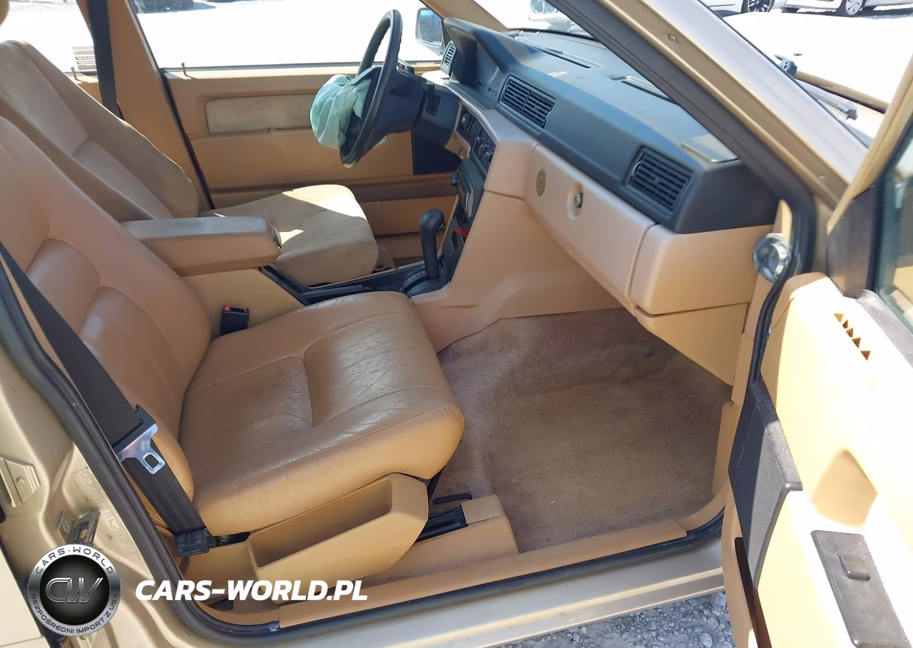 1993 Volvo 940 VIN:YV1JS8318P1143603 - 5