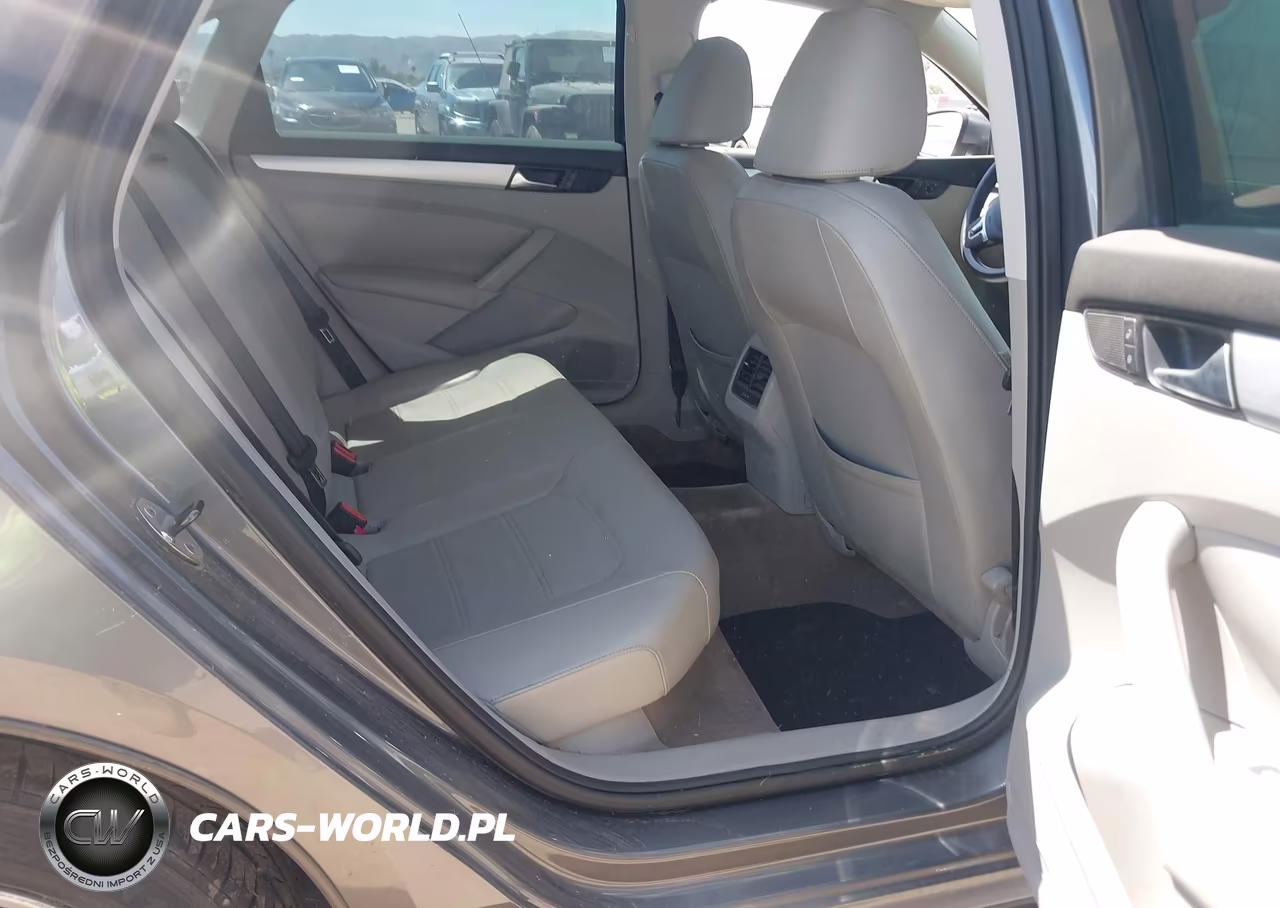 2013 Volkswagen Passat 2.5L Se VIN:1VWBH7A30DC021242 - 8