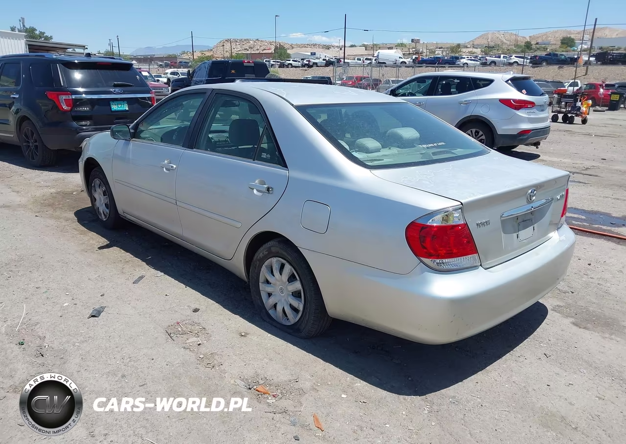 2005 Toyota Camry Std VIN:4T1BE32K65U957268 - 3