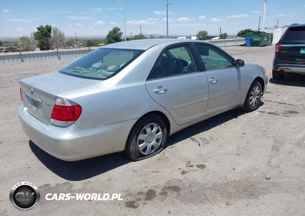 2005 Toyota Camry Std VIN:4T1BE32K65U957268 - 4