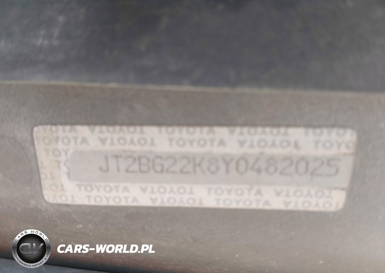 2000 Toyota Camry Le VIN:JT2BG22K8Y0482025 - 9