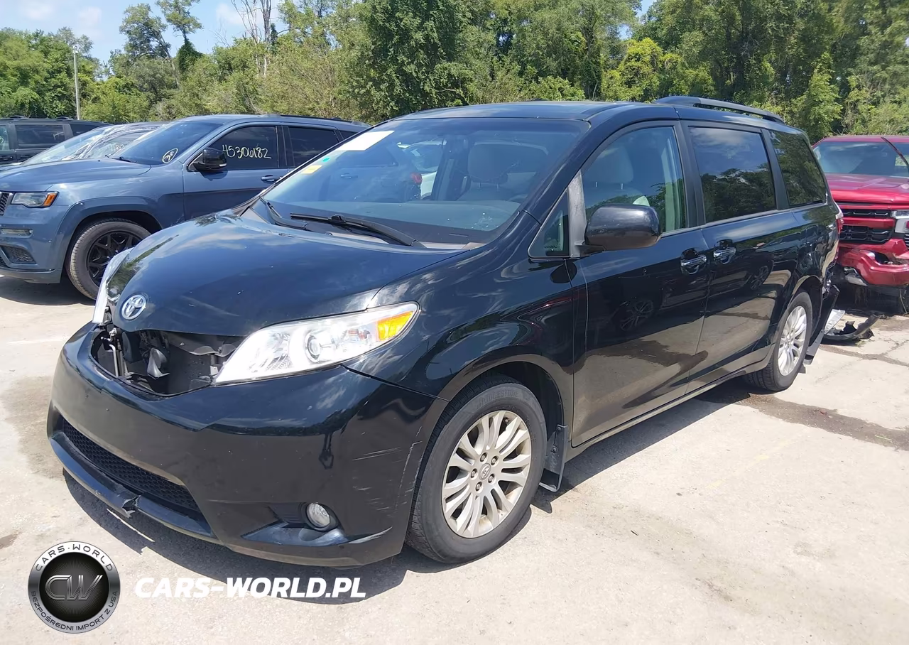 2017 Toyota Sienna Xle 8 Passenger VIN:5TDYZ3DC9HS873446 - 2