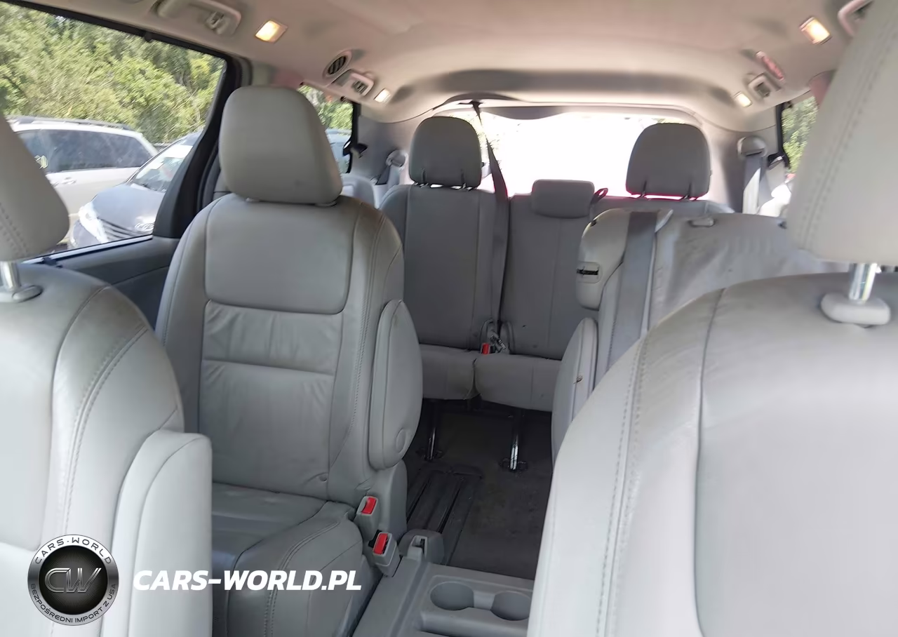 2017 Toyota Sienna Xle 8 Passenger VIN:5TDYZ3DC9HS873446 - 21