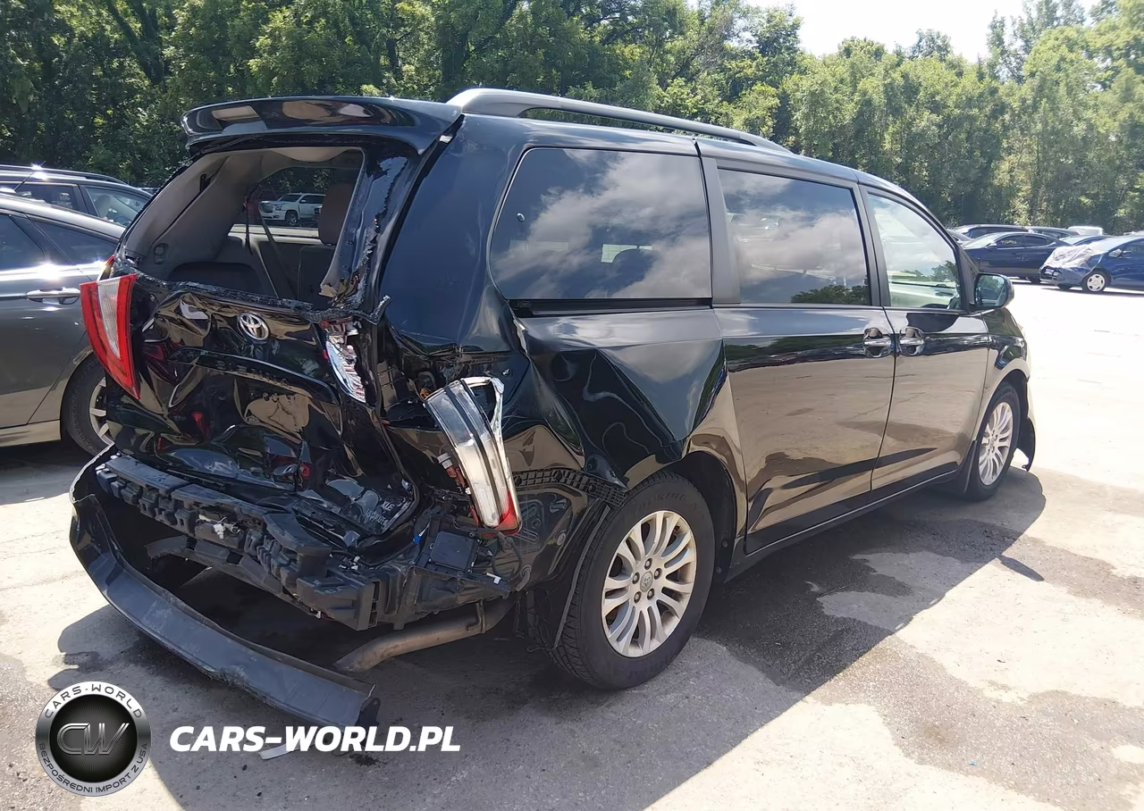 2017 Toyota Sienna Xle 8 Passenger VIN:5TDYZ3DC9HS873446 - 4
