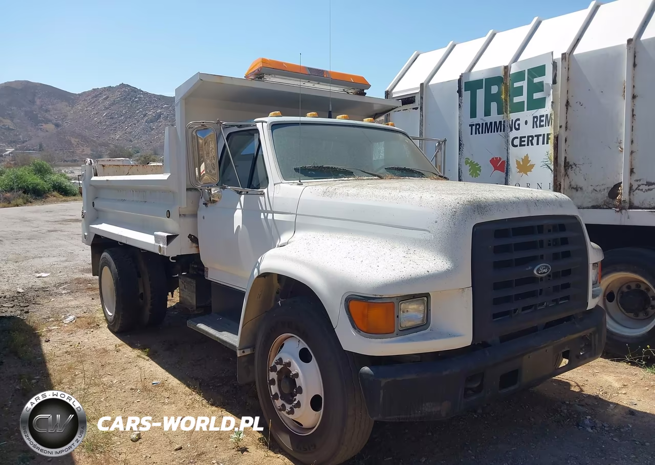 1998 Ford F700 – zdjęcie 1 z 16