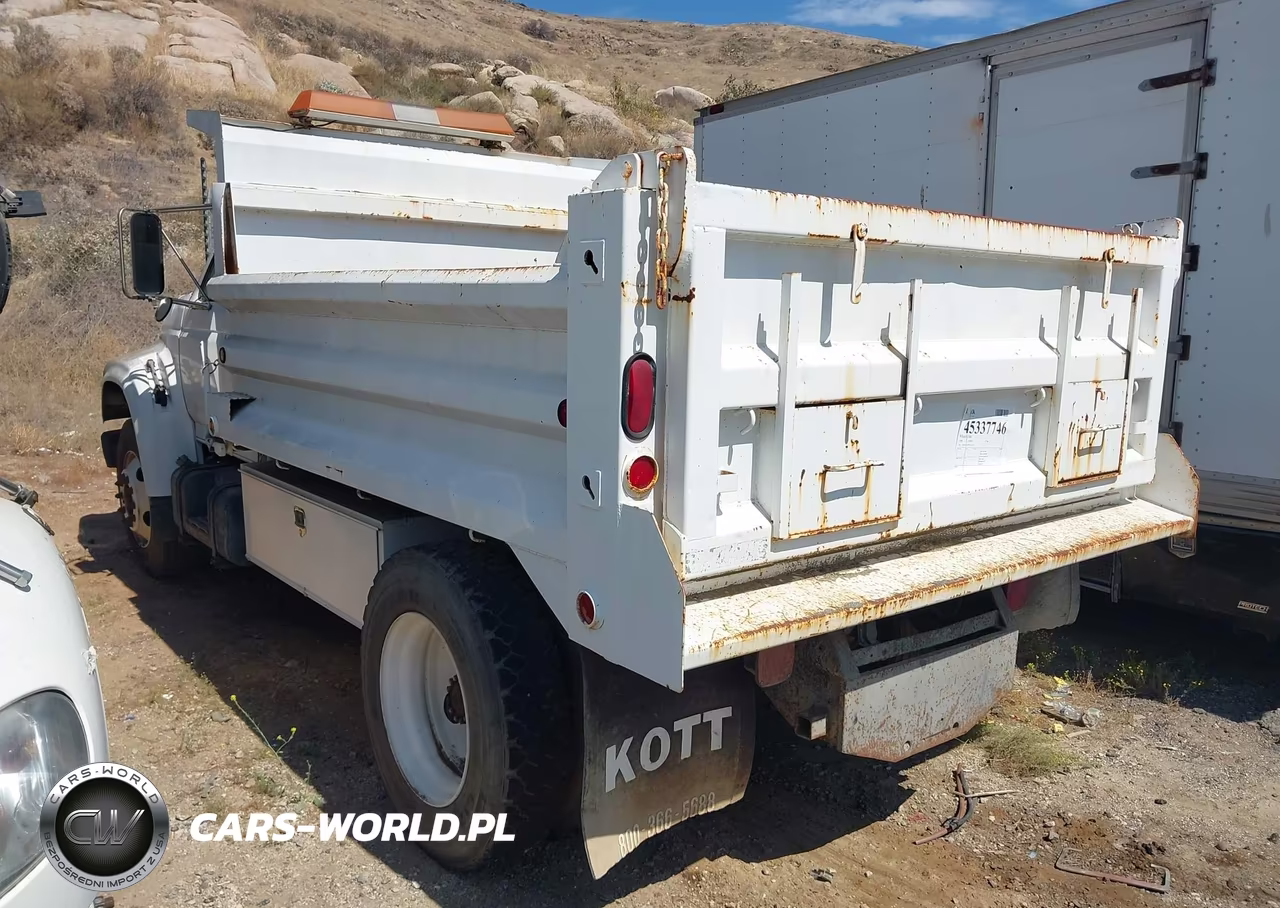 1998 Ford F700 VIN:1FDNF70J2WVA19677 - 3