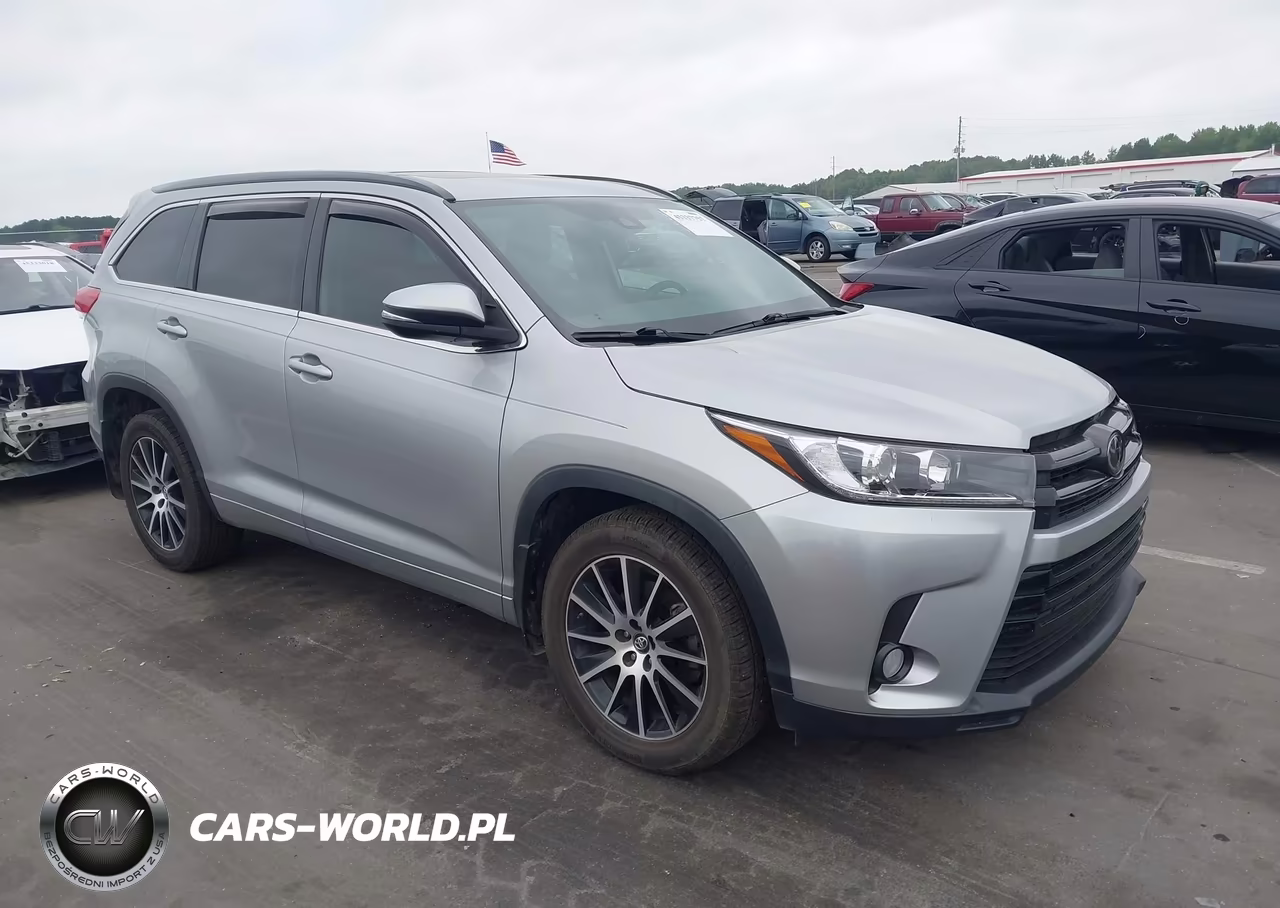 2018 Toyota Highlander Se – zdjęcie 1 z 17