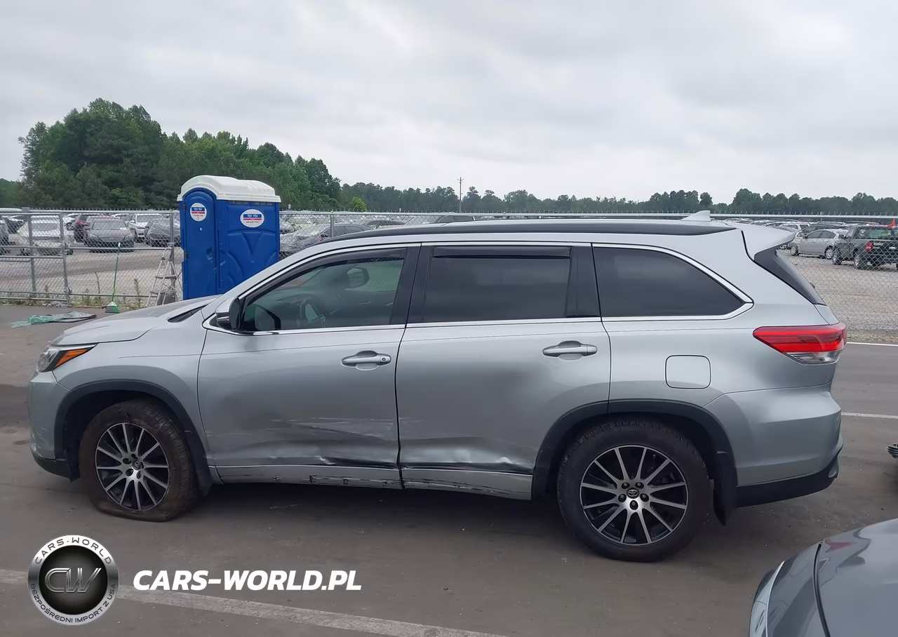 2018 Toyota Highlander Se VIN:5TDJZRFH3JS540792 - 14