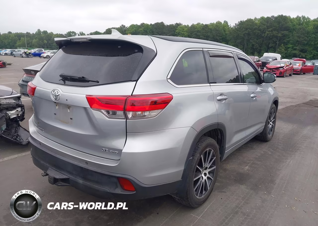 2018 Toyota Highlander Se VIN:5TDJZRFH3JS540792 - 4