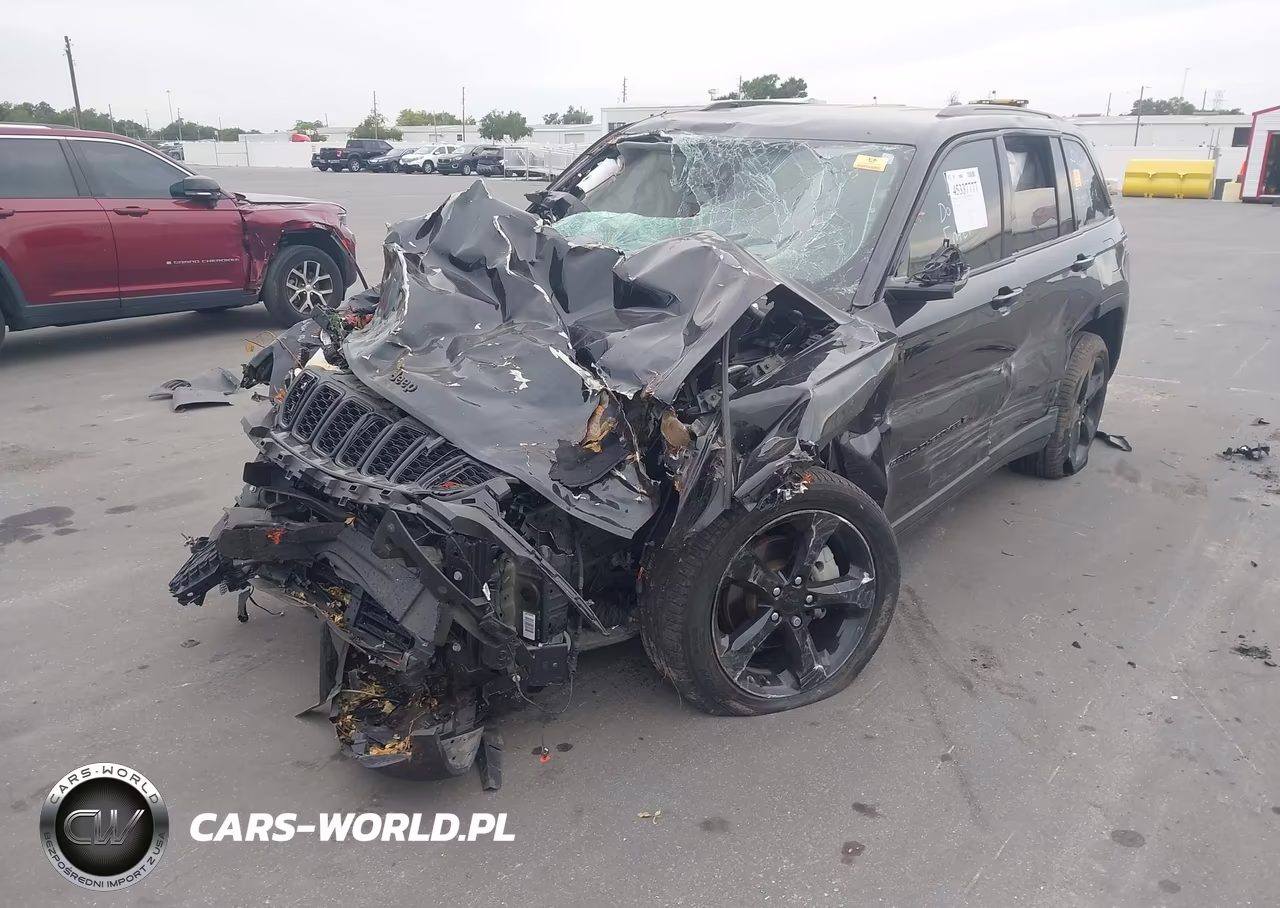 2023 Jeep Grand Cherokee Limited 4X4 VIN:1C4RJHBG9PC541831 - 2