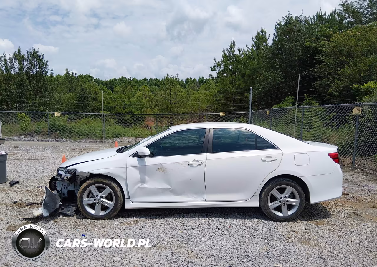 2013 Toyota Camry Se VIN:4T1BF1FK0DU716106 - 14