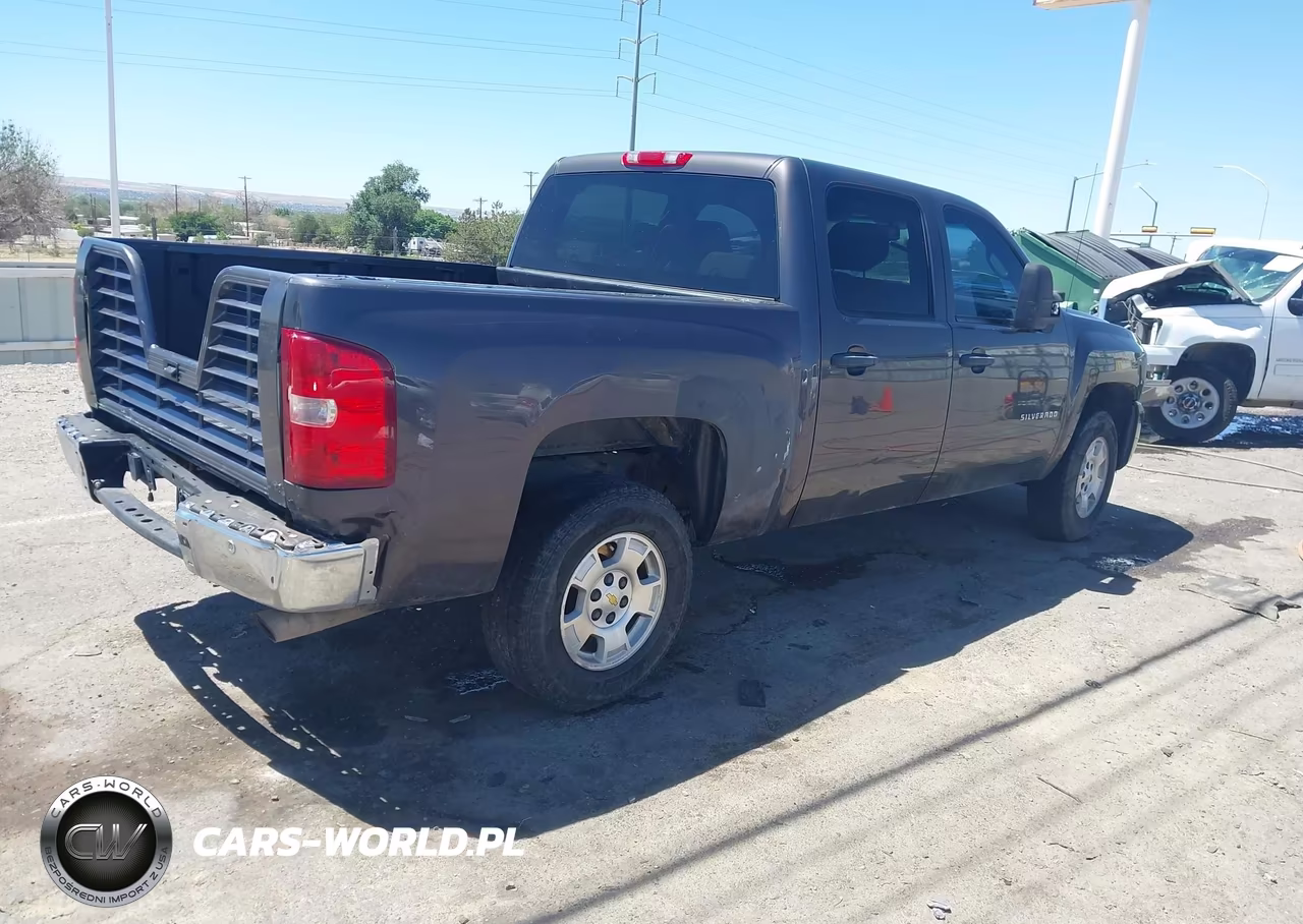 2011 Chevrolet Silverado 1500 Lt VIN:3GCUKSE22BG279337 - 4