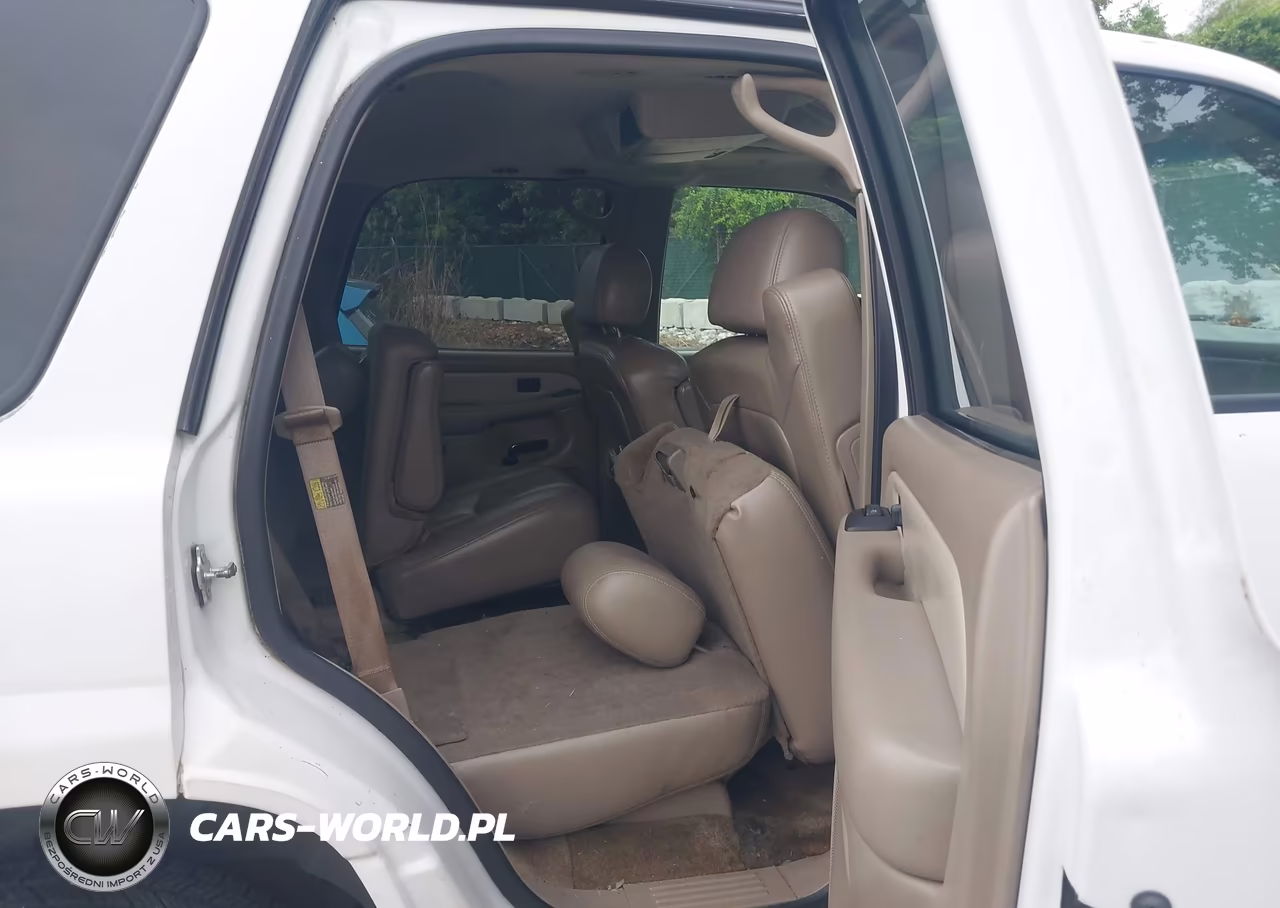 2004 GMC Yukon Denali VIN:1GKEK63U04J240767 - 8