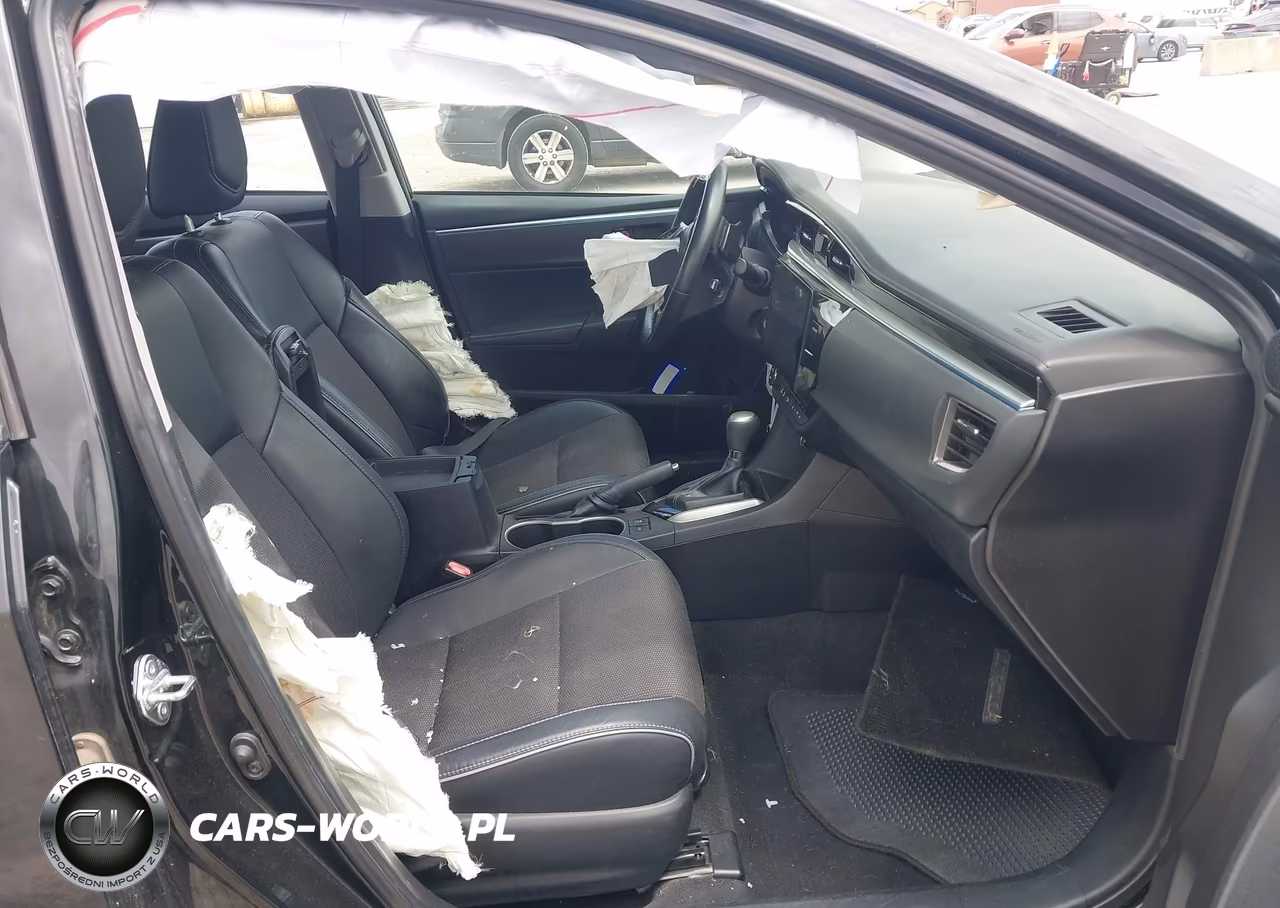2015 Toyota Corolla S Plus VIN:2T1BURHE4FC373123 - 5