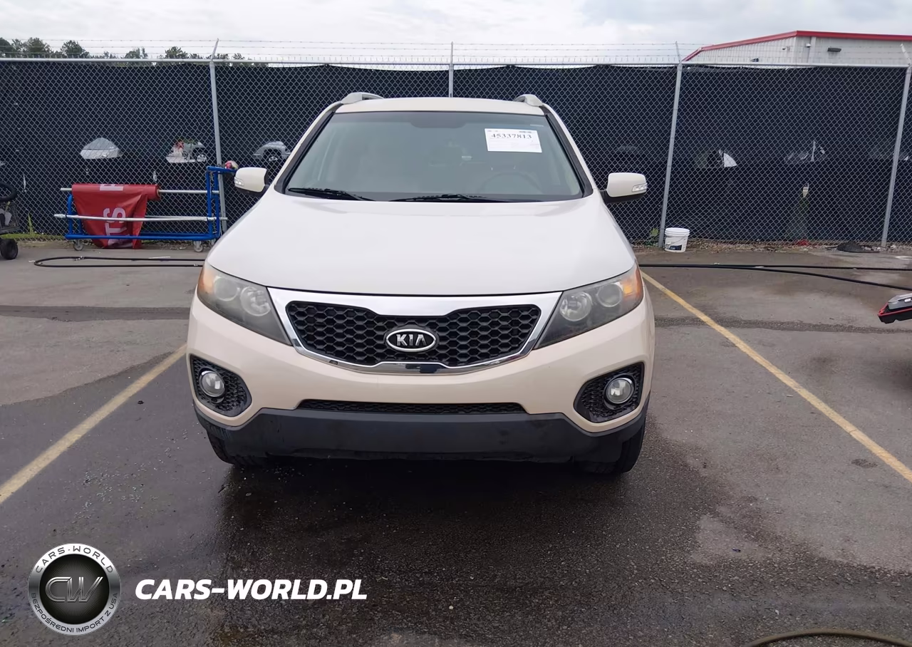 2011 Kia Sorento Lx VIN:5XYKT4A16BG086751 - 12
