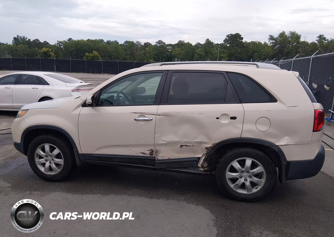 2011 Kia Sorento Lx VIN:5XYKT4A16BG086751 - 14