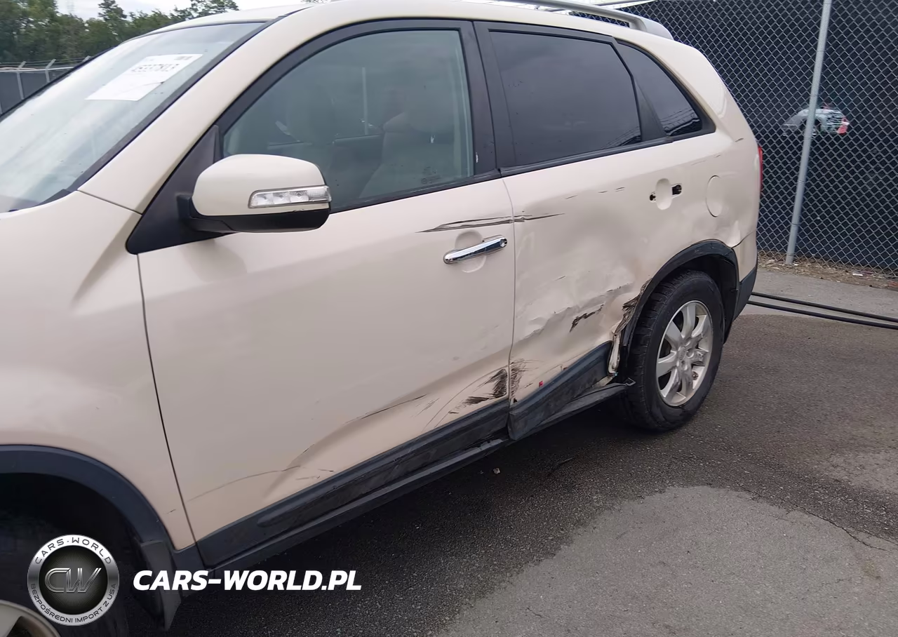 2011 Kia Sorento Lx VIN:5XYKT4A16BG086751 - 6