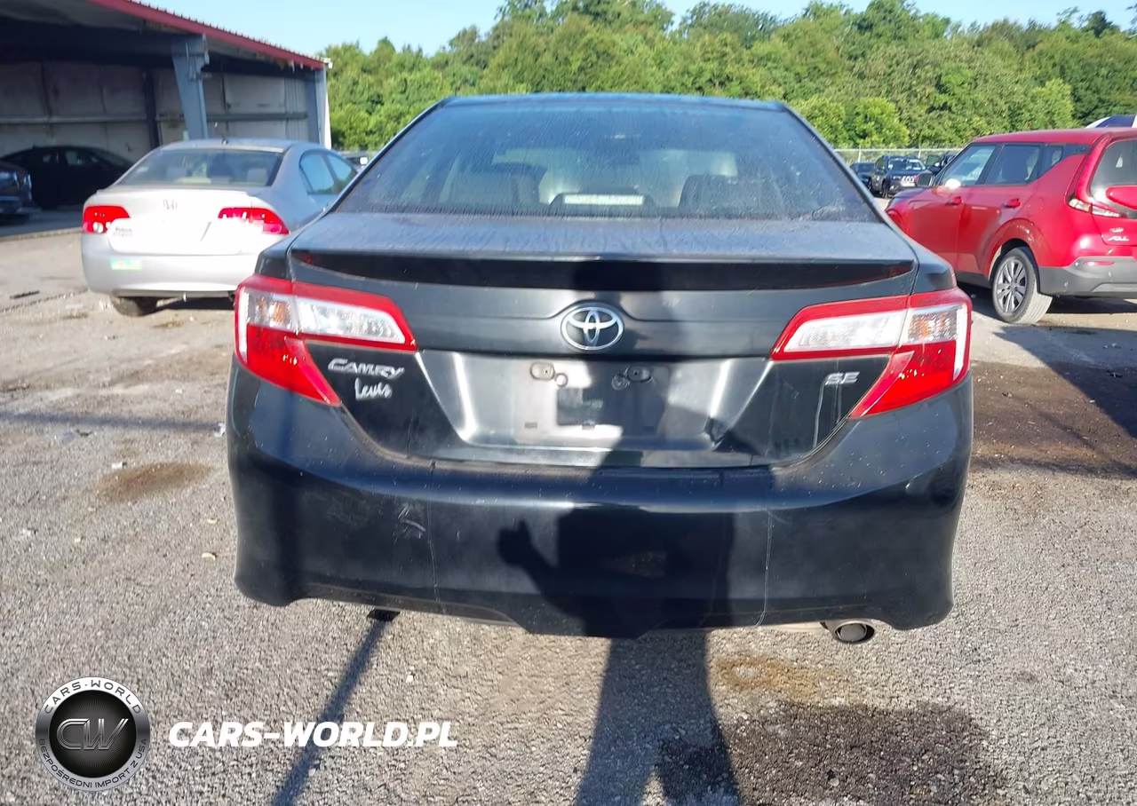 2014 Toyota Camry Se VIN:4T1BF1FK2EU308434 - 16