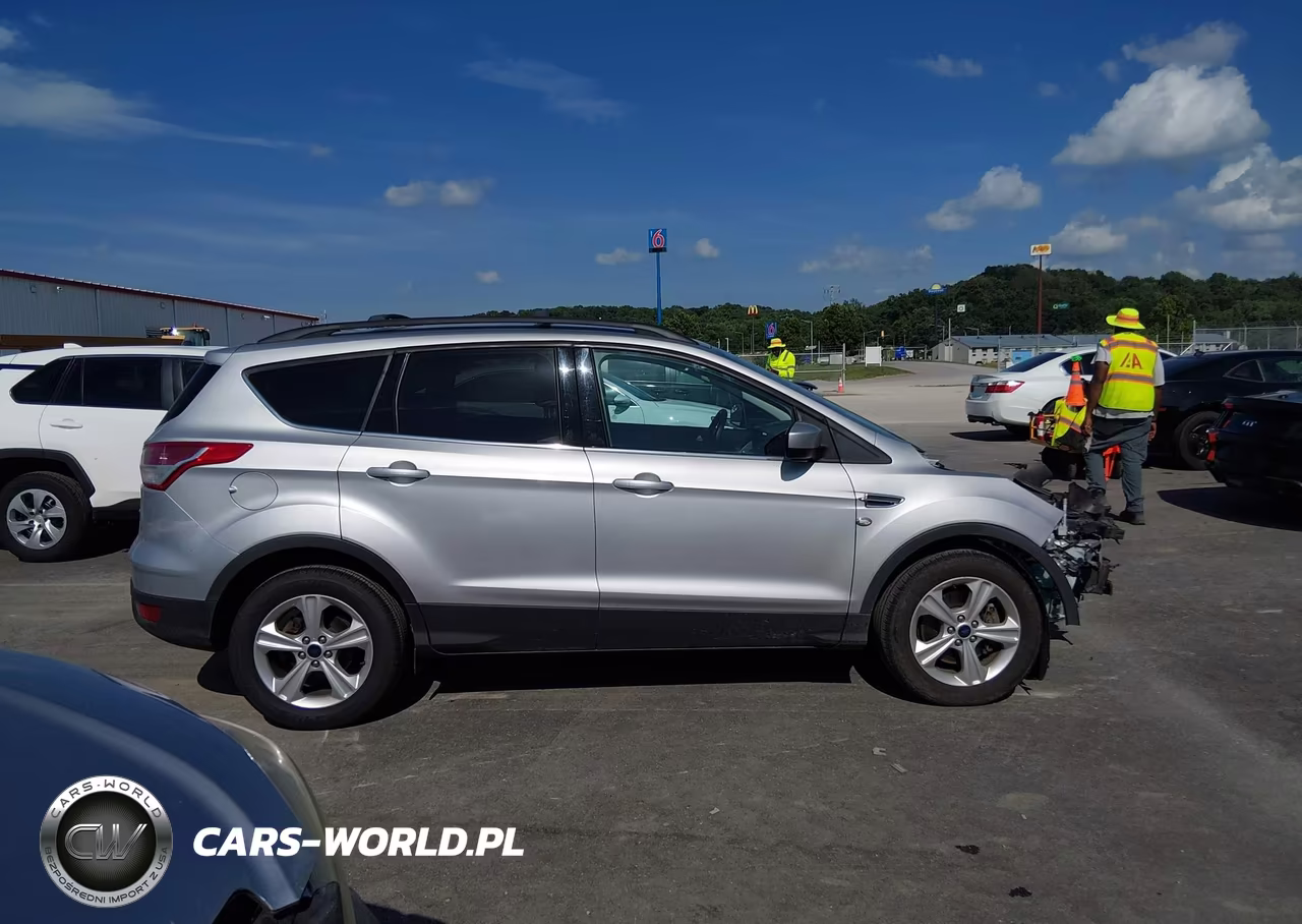 2016 Ford Escape Se VIN:1FMCU9GX8GUB64183 - 14