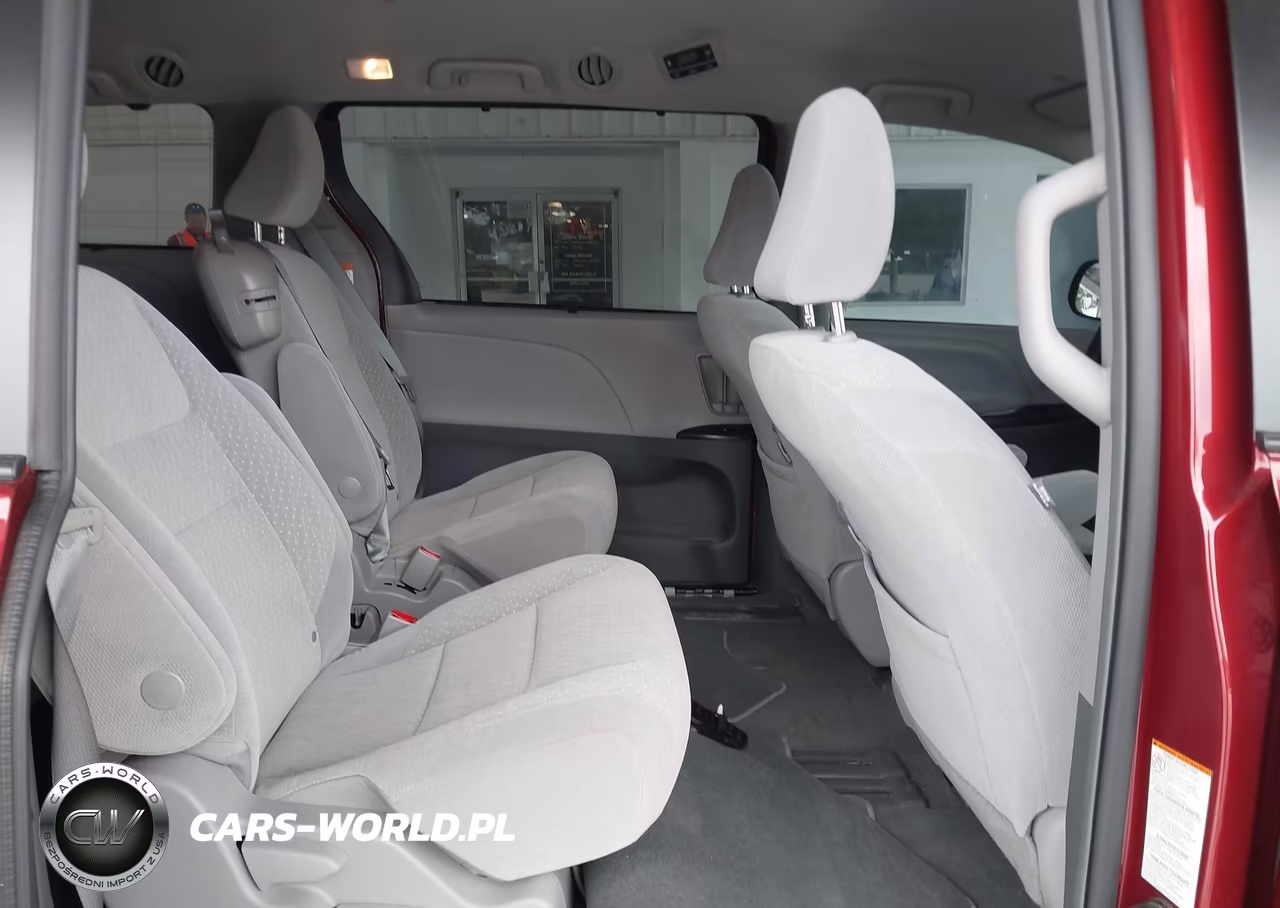 2019 Toyota Sienna Le 8 Passenger VIN:5TDKZ3DC6KS973064 - 8