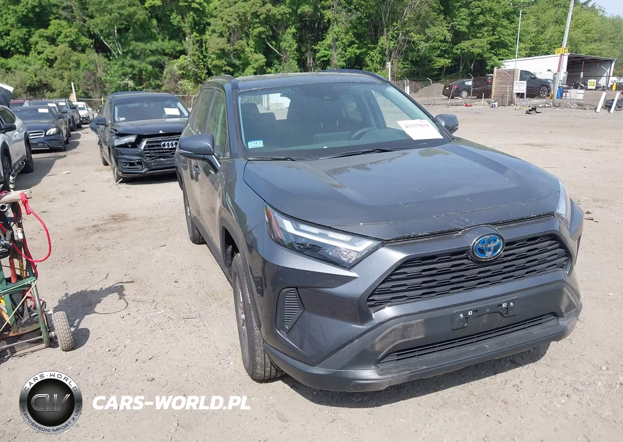 2024 Toyota Rav4 Hybrid Xle – zdjęcie 1 z 17