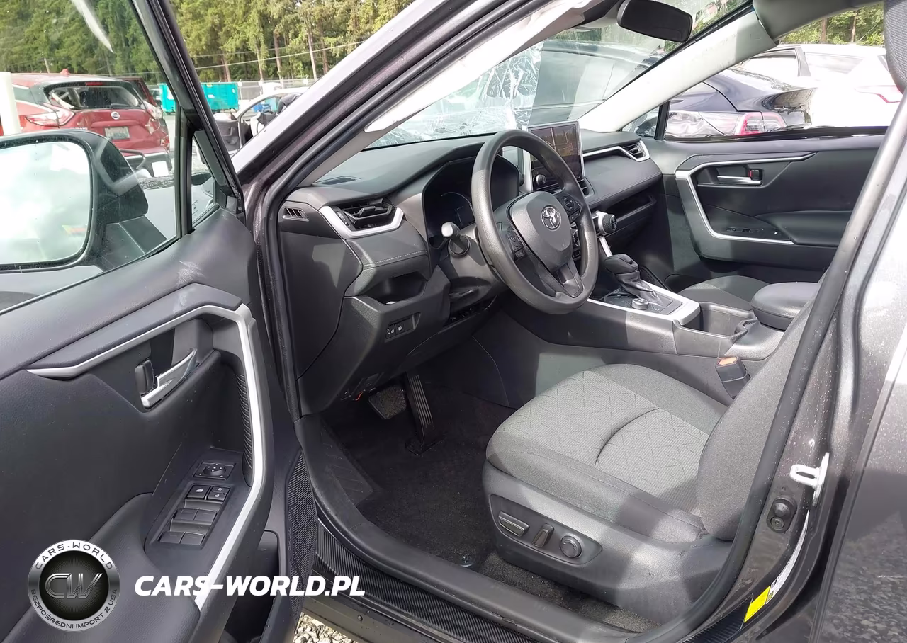2024 Toyota Rav4 Hybrid Xle VIN:4T3RWRFV9RU113077 - 17