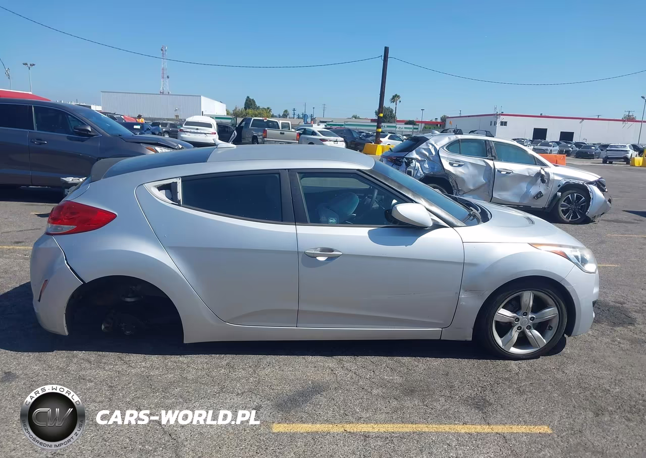 2012 Hyundai Veloster Base W-Gray VIN:KMHTC6AD5CU028443 - 13