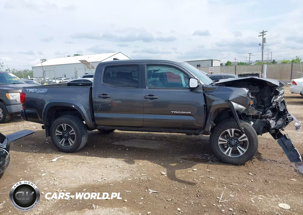 2017 Toyota Tacoma Trd Sport VIN:3TMCZ5AN8HM091246 - 14